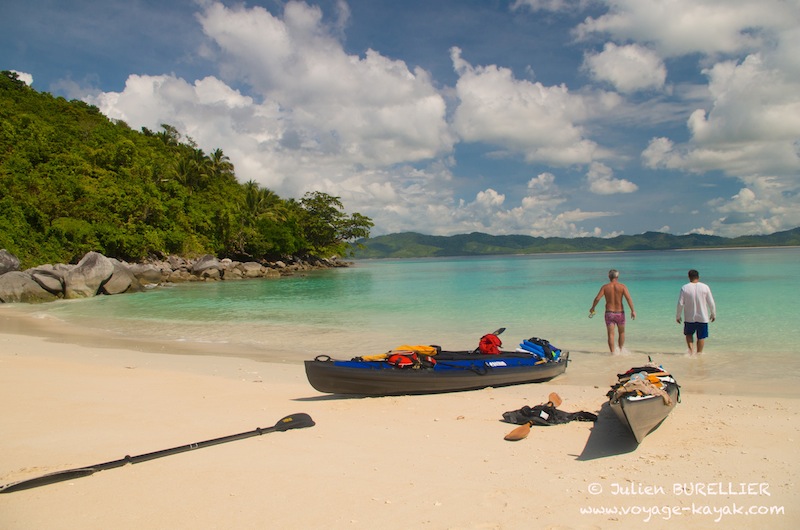 Kayak de mer à palawan Voyages en Kayak de mer sur l'ile de Palawan